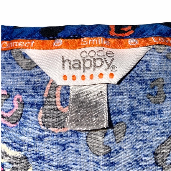 Code Happy Animal Print Scrubs - Picture 5 of 6